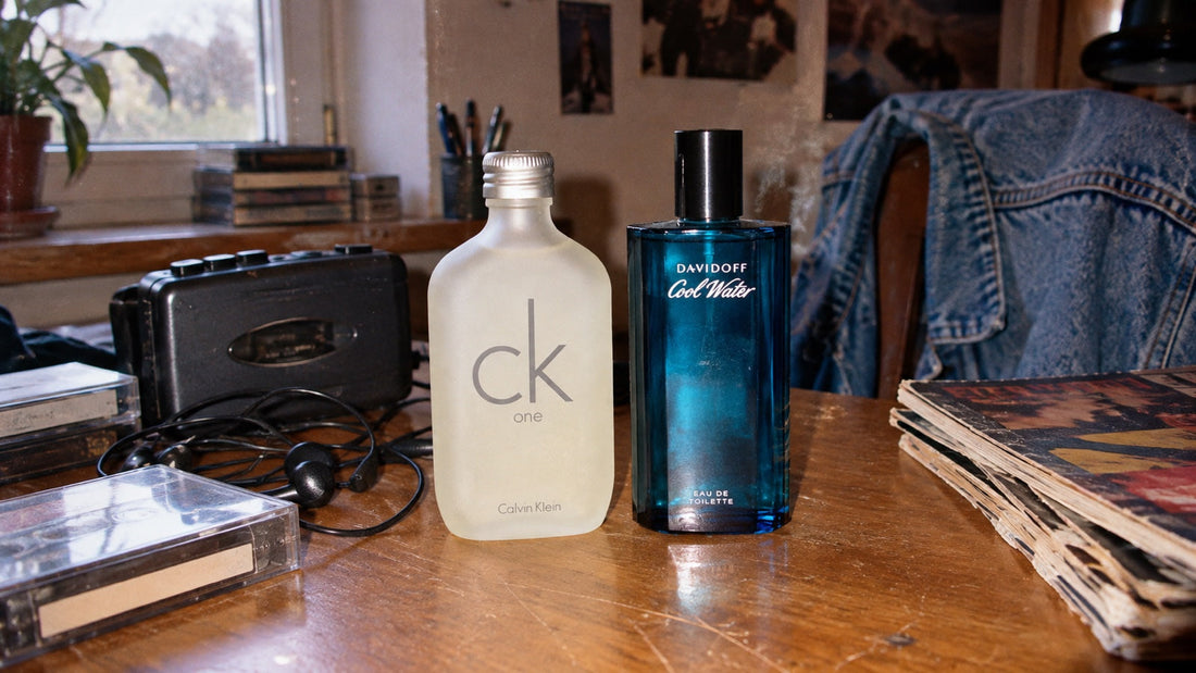CK One a Cool Water v pokoji ve stylu devadesátek s kazetami