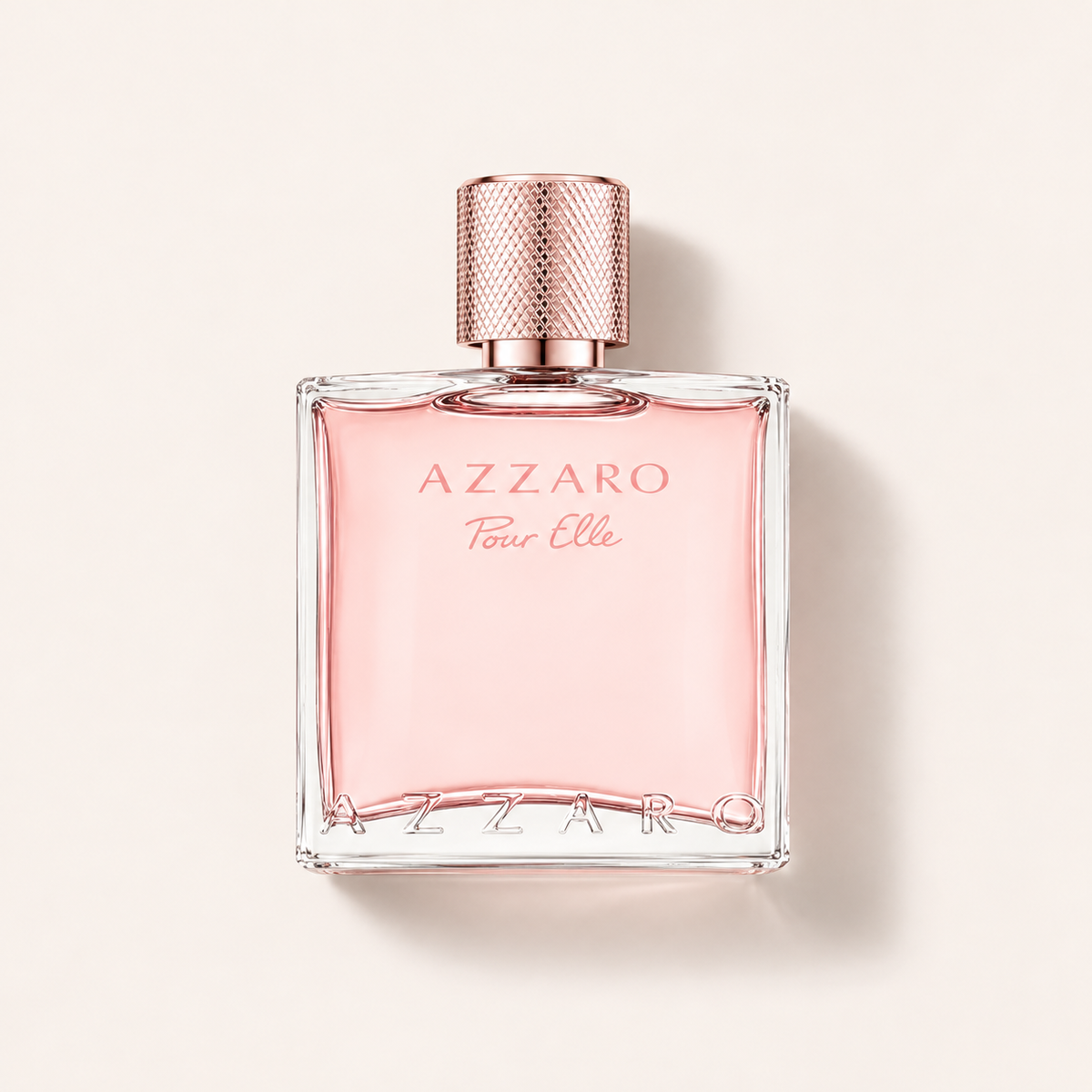 Flakon parfémované vody Azzaro Pour Elle 100 ml na světlém pozadí – MrRizz