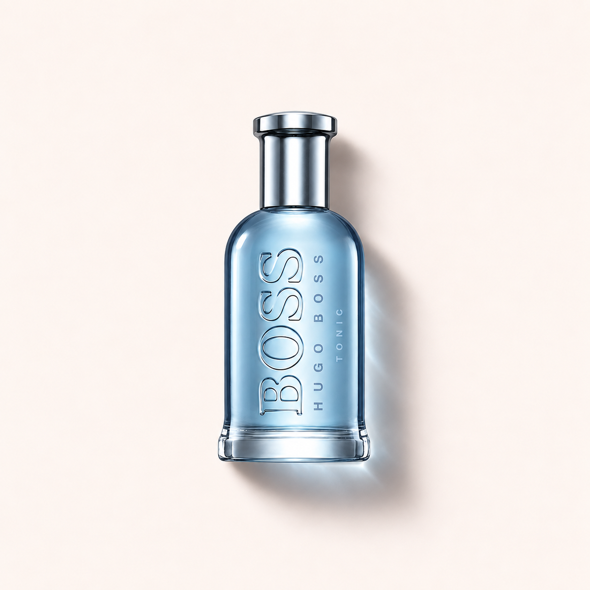 HUGO BOSS Boss Bottled Tonic EDT 100 ml na jemně růžovém pozadí – MrRizz