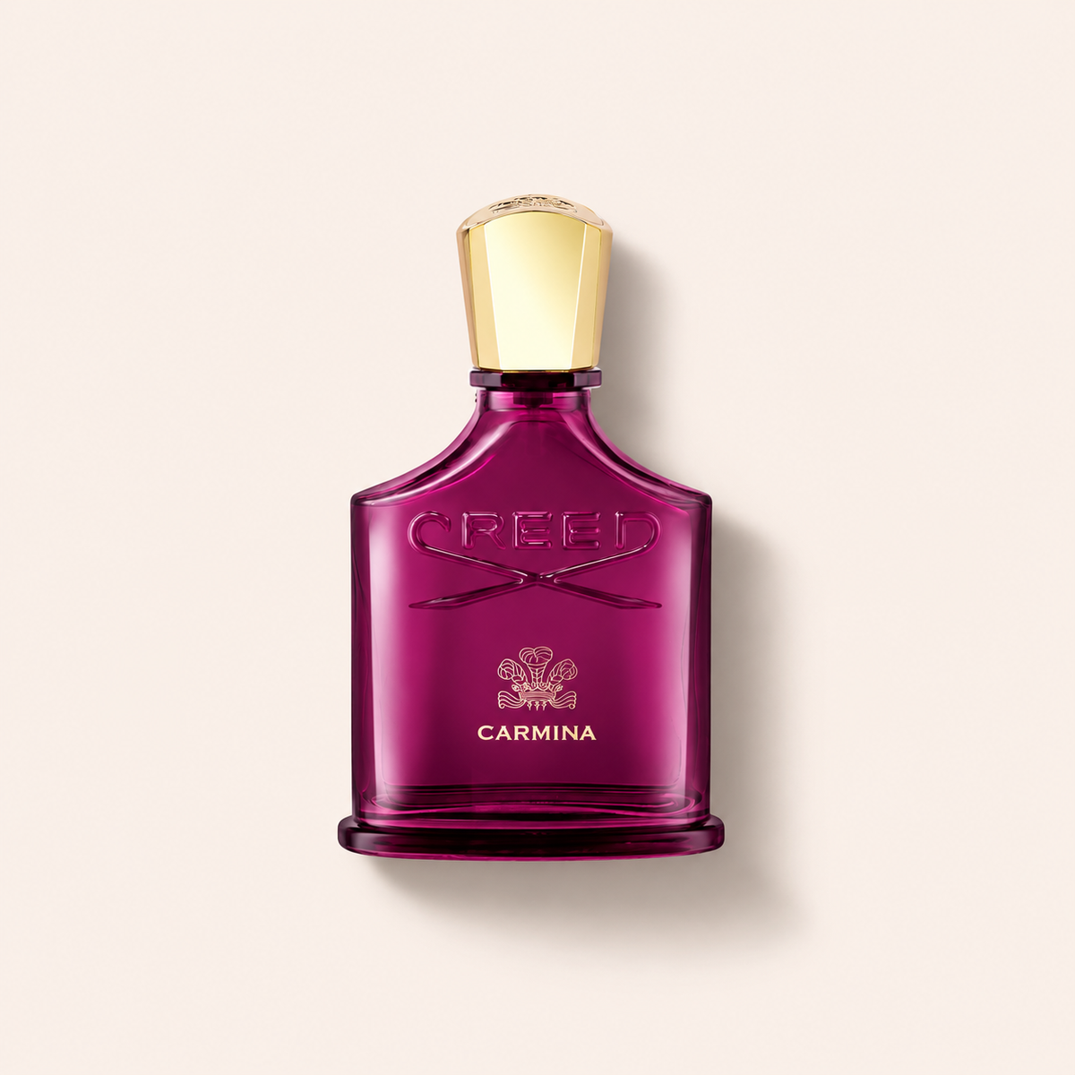 Creed Carmina EDP 75 ml na béžovém pozadí – MrRizz