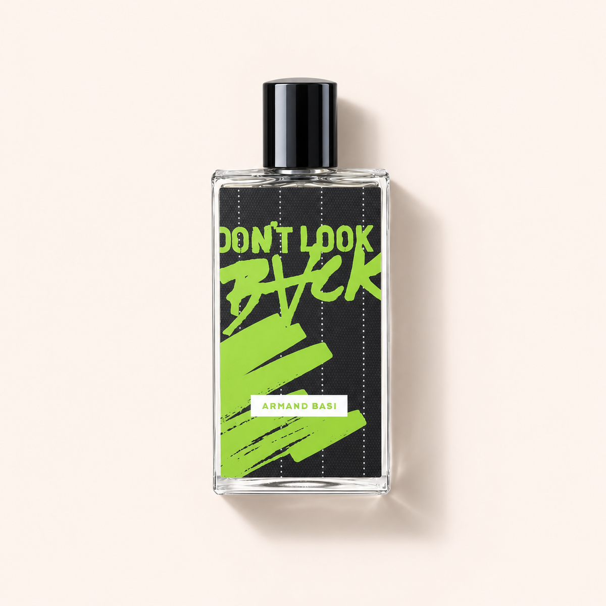 Armand Basi Uniform Don't Look Back EDT 100 ml na béžovém pozadí – MrRizz