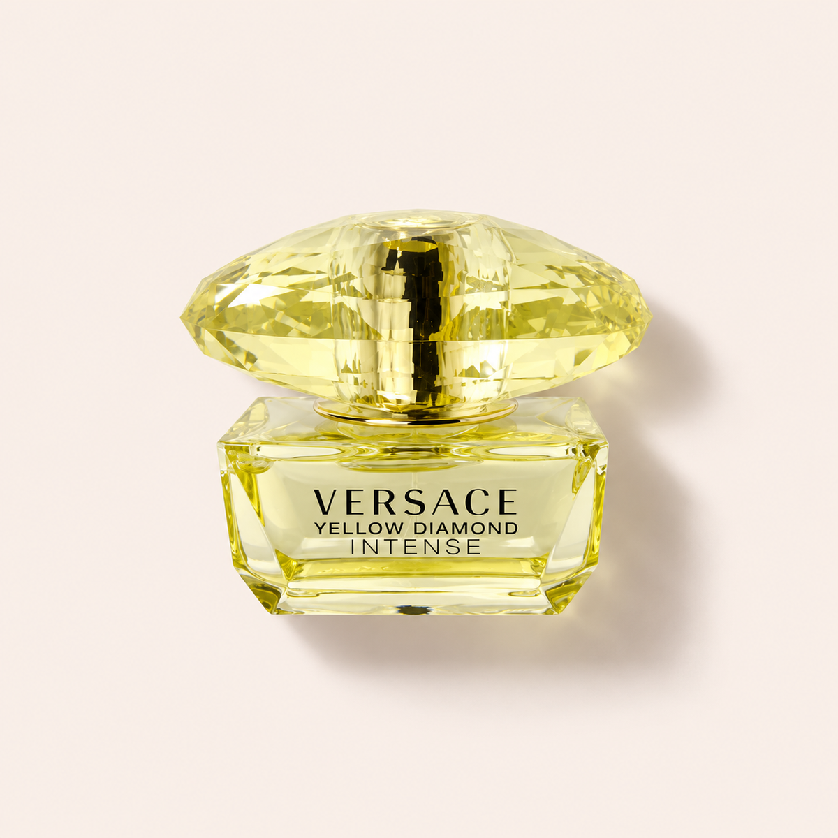 Versace Yellow Diamond Intense 50 ml – titulní produktová fotografie – MrRizz