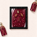 Parfemovy obraz Guerlain Rose Amira v cernem ramu - ilustracni fotografie