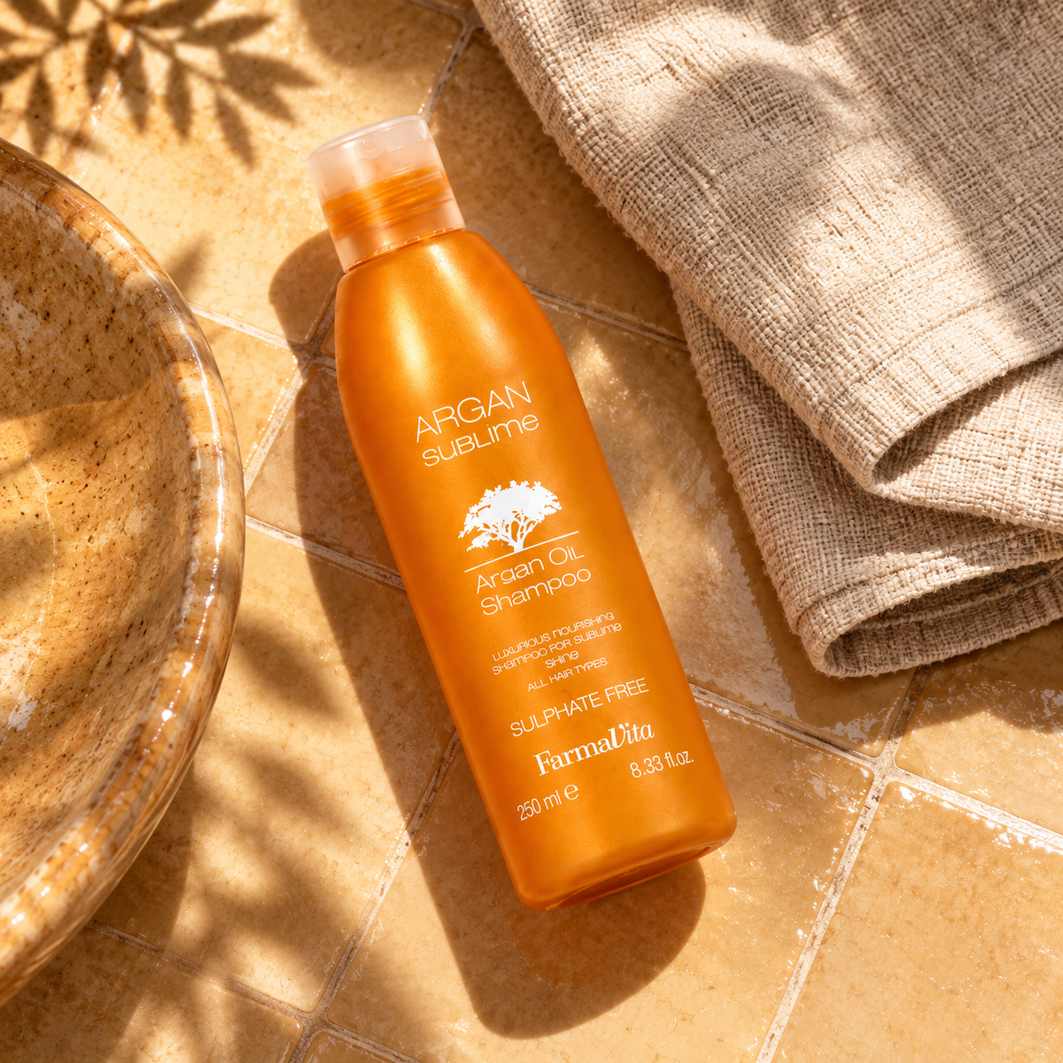 FarmaVita Argan Sublime Argan Oil Shampoo 250 ml – atmosférická fotografie – MrRizz